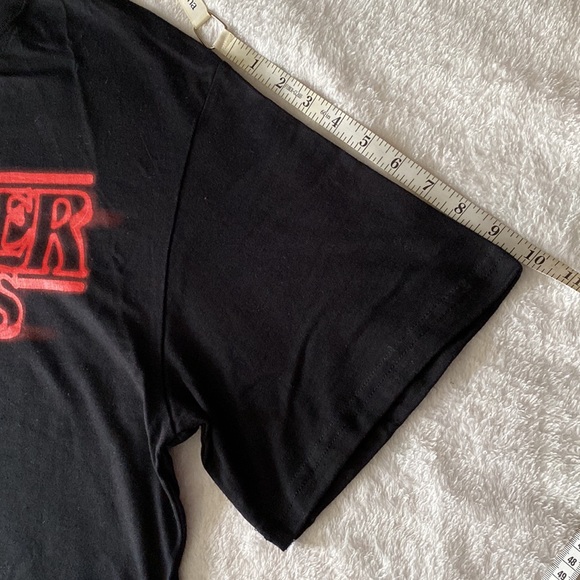 Stranger Things tshirt by H&M - Picture 11 of 13